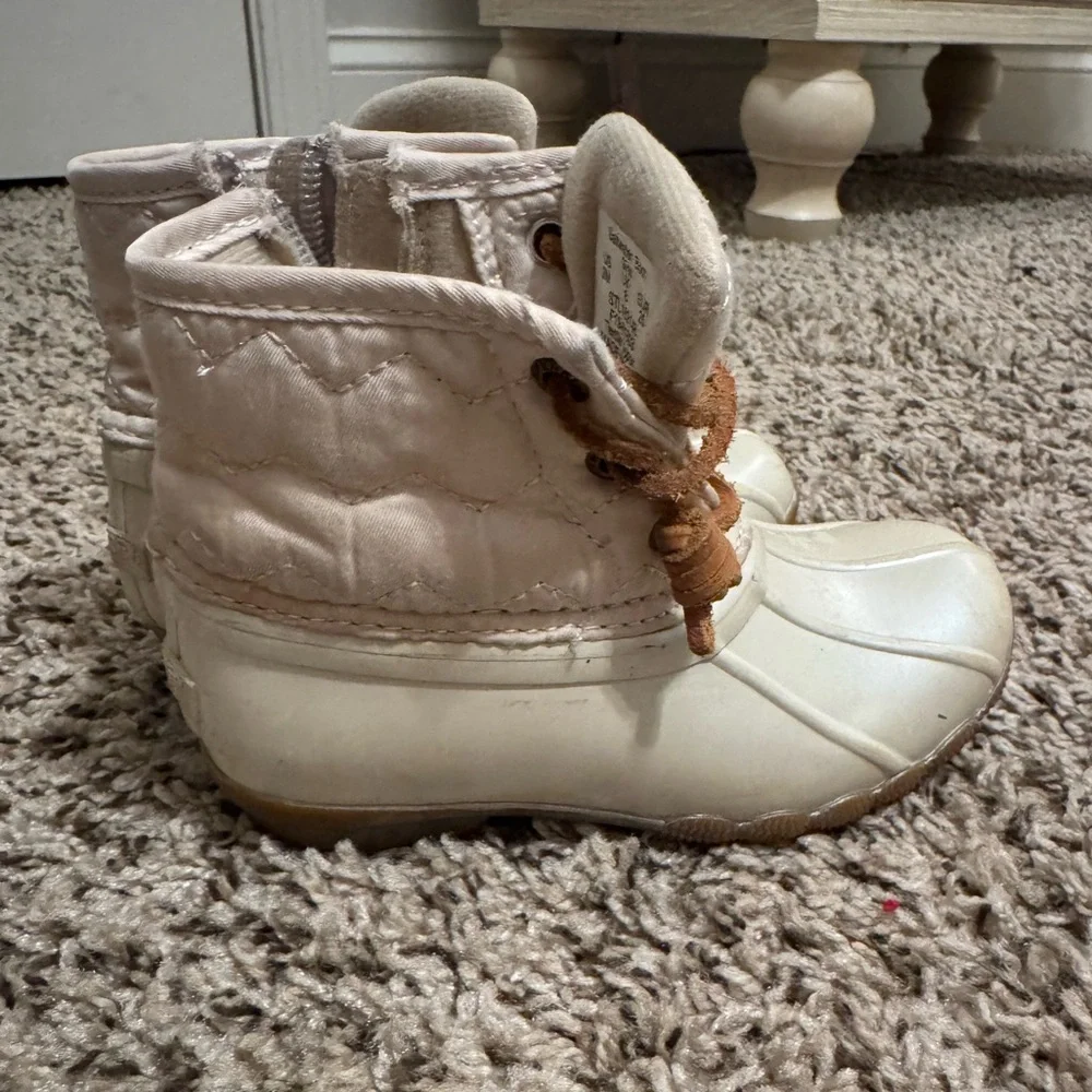 Toddler girls sperry duck boots size 9